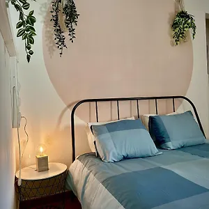 Guest In Ninho Quarto em Acomodações Particulares